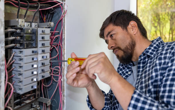Best Licensed Electrician  in St James, NY